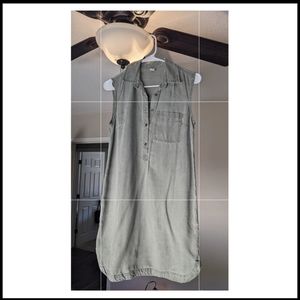 Old Navy Sleeveless Midi Dress